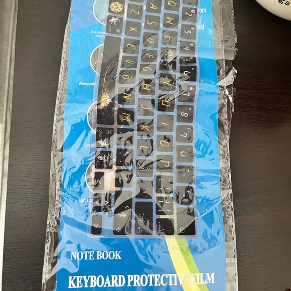 NWT Notebook Keyboard Protective Skin - Picture 7 of 7